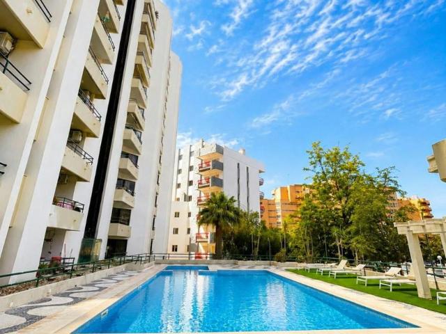 Apartamento alugar em Quarteira, Loulé