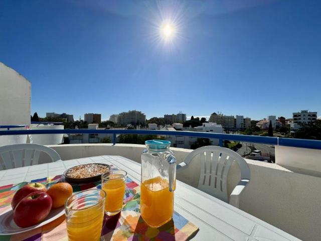 Apartamento alugar em Quarteira, Loulé