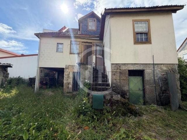 Casa venda em Couto Do Mosteiro, Viseu