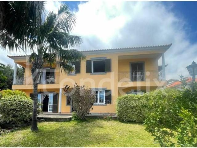Casa venda em Santa Cruz