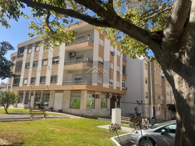 Apartamento venda em Seixal, Setúbal
