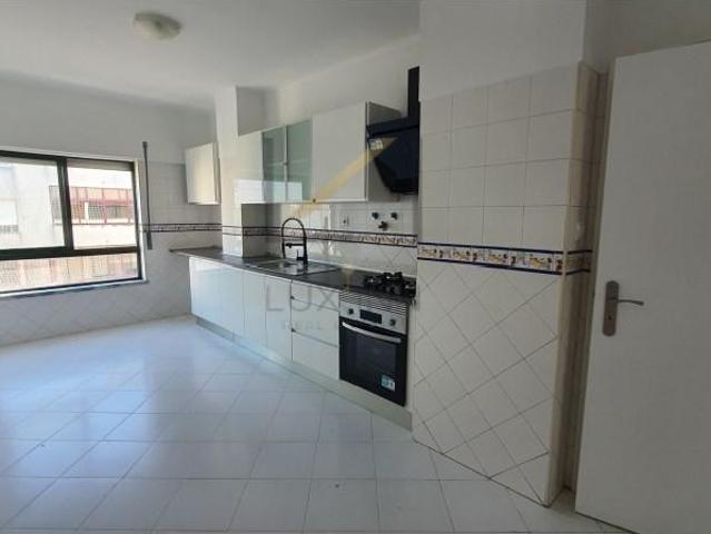 Apartamento venda em Seixal, Setúbal