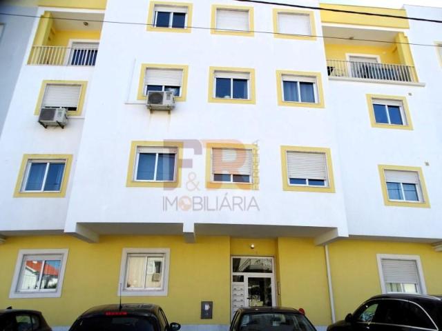 Apartamento venda em Castelo, Sesimbra