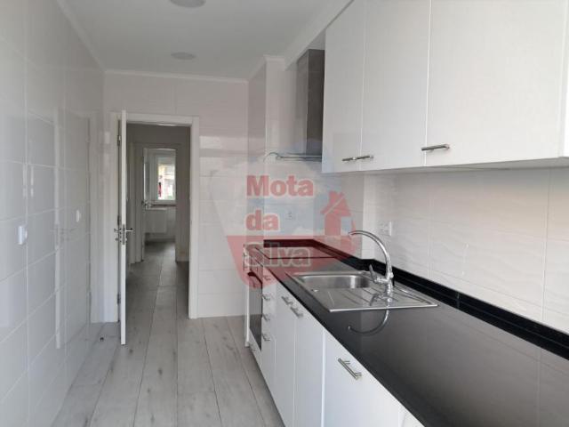 Apartamento alugar em Cova da Piedade, Almada