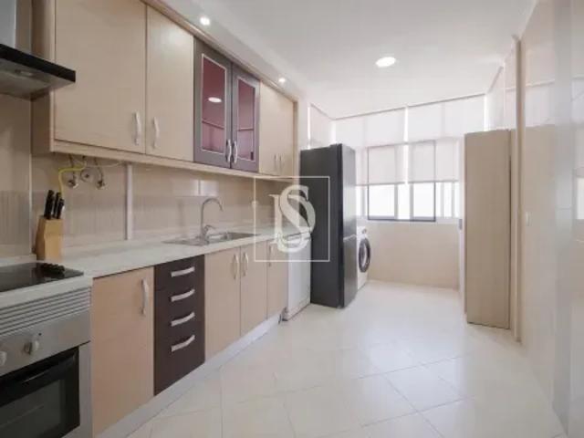 Apartamento alugar em Setúbal