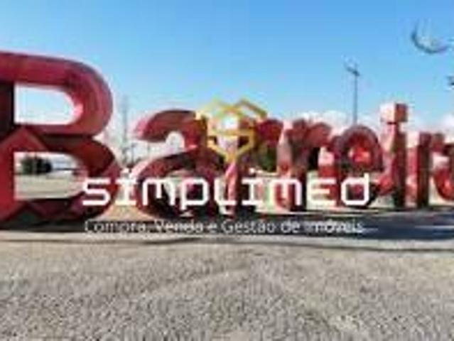 Apartamento alugar em Bairro Ferroviário, Barreiro