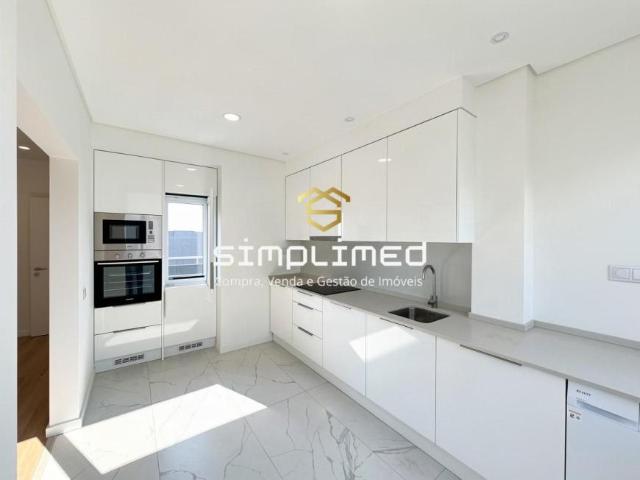 Apartamento venda em Bairro Alves Redol, Alto do Seixalinho, Santo André e Verderena