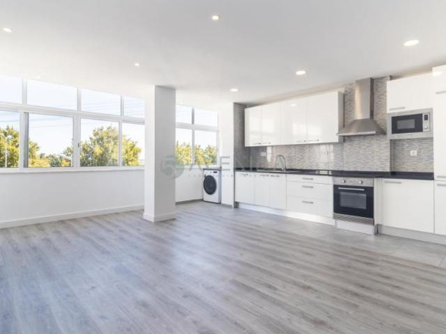 Apartamento venda em Moita, Baixa Da Banheira