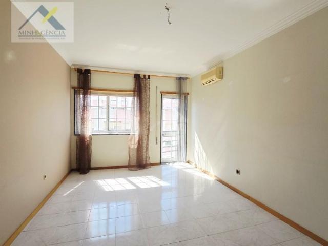 Apartamento venda em Vale de Cobro, Setúbal