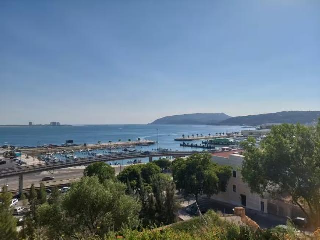 Apartamento alugar em Santos Nicolau, Setúbal