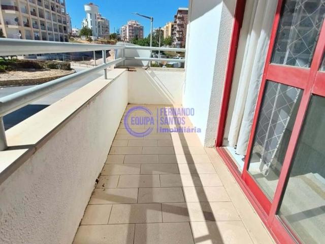 Apartamento venda em Armação De Pêra, Faro
