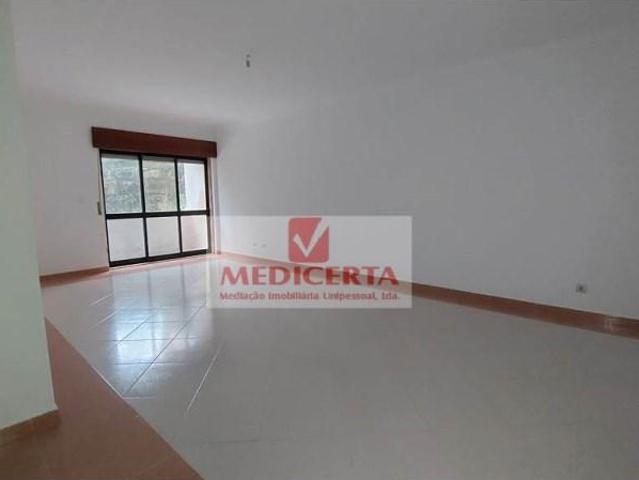 Apartamento venda em Tapada das Mercês, Sintra