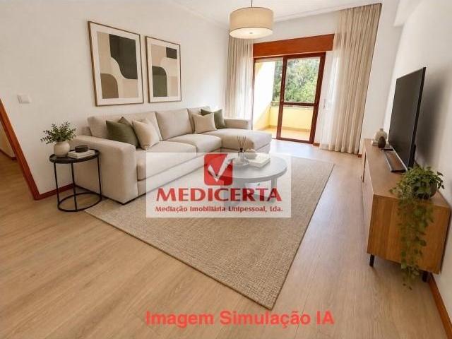 Apartamento venda em Cacém, Cacém e São Marcos