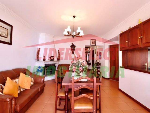 Apartamento venda em Varatojo, Torres Vedras