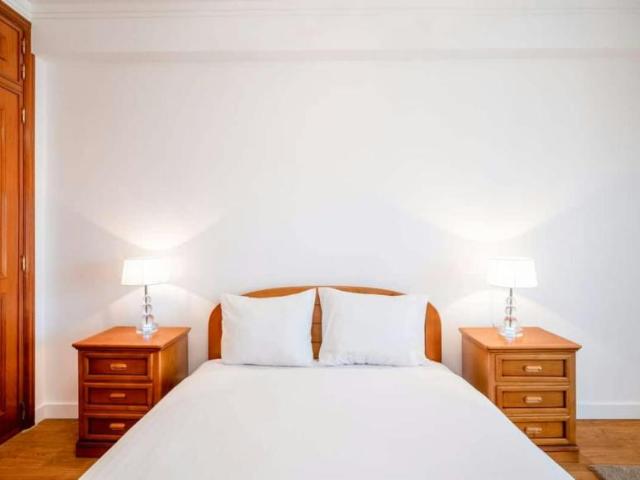 Apartamento alugar em Quintinhas, Almada