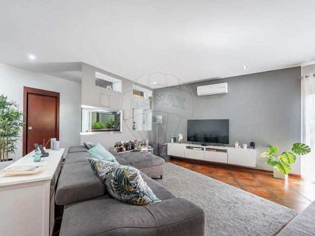 Apartamento venda em Oliveira (Santa Maria), Gavião