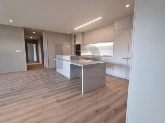 Apartamento venda em Vila Nova De Famalicão