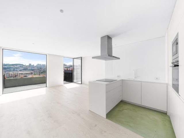 Apartamento venda em Lugar do Castelo, Vila Nova De Gaia