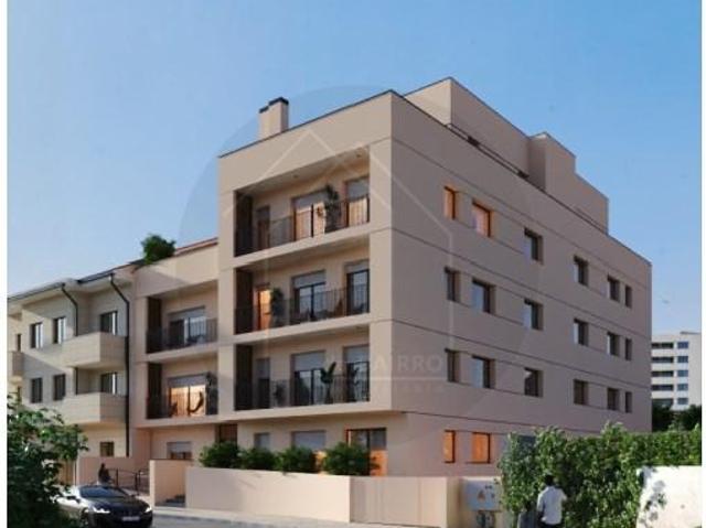 Apartamento venda em Oliveira do Douro, Vila Nova De Gaia