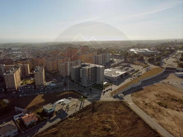 Apartamento venda em Oliveira do Douro, Vila Nova De Gaia