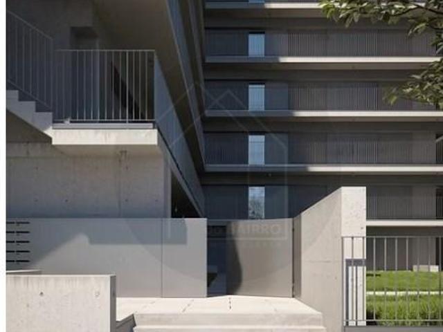Apartamento venda em Oliveira do Douro, Vila Nova De Gaia