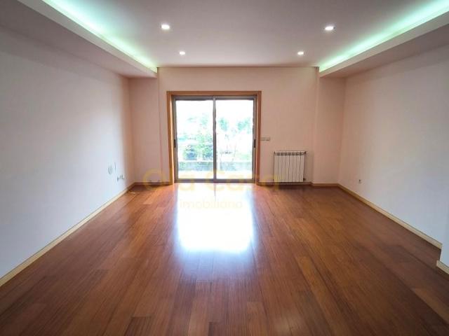 Apartamento venda em Laborim, Vila Nova De Gaia