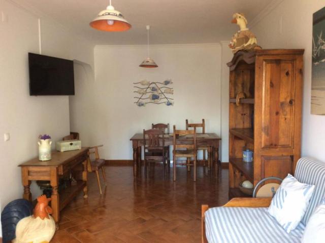 Apartamento alugar em Vila Nova De Milfontes