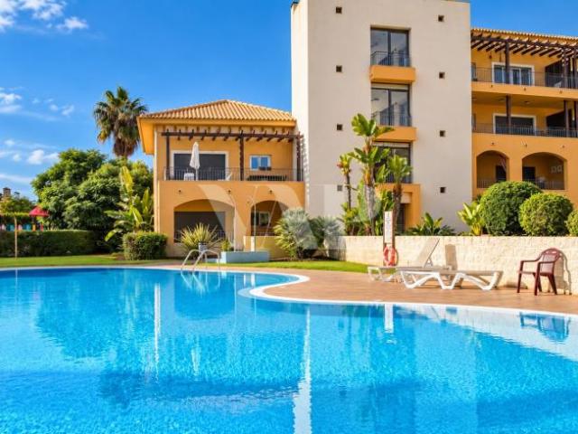 Apartamento alugar em Quarteira, Loulé