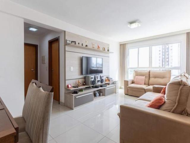 Apartamento venda em Região Geográfica Imediata do Distrito Federal, Região Integrada de Desenvolvimento do Distrito Federal e Entorno