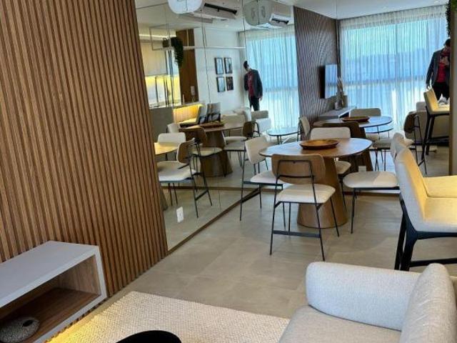 Apartamento venda em Região Geográfica Imediata do Distrito Federal, Região Integrada de Desenvolvimento do Distrito Federal e Entorno