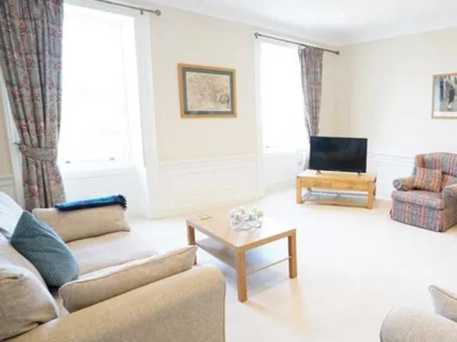 Apartment for rent in Broughton, Scotland