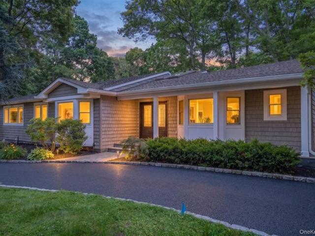 House for sale in Huntington, New York
