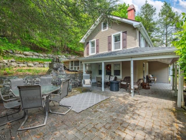 House for sale in Passaic, New Jersey