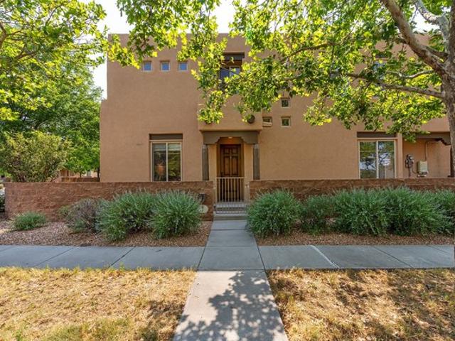House for sale in Santa Fe, New Mexico