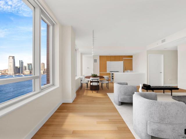 Condo for sale in Arverne, New York