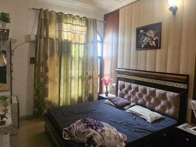 House for sale in Hariana
