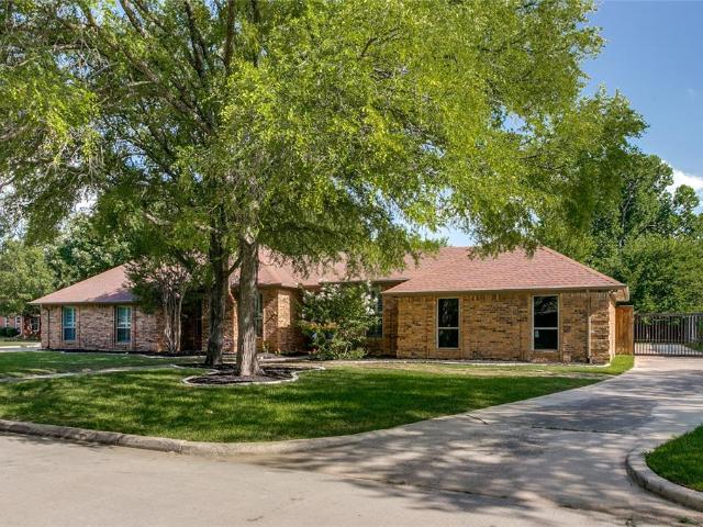 House for sale in Denton, Texas