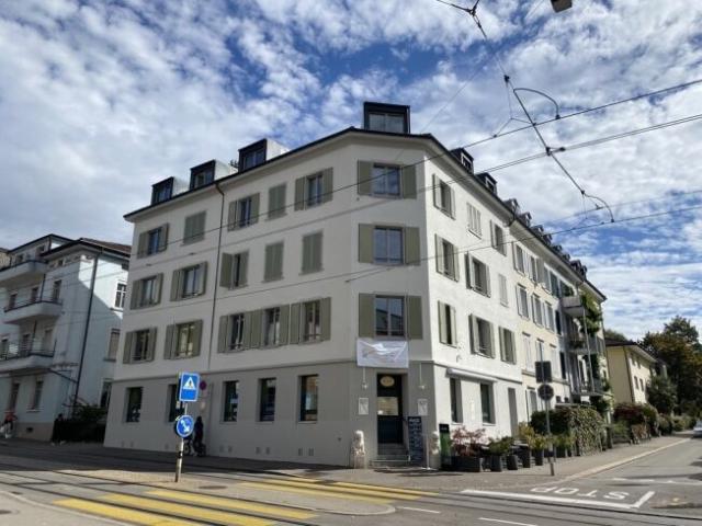 Apartment mieten in Einigen, Zürich