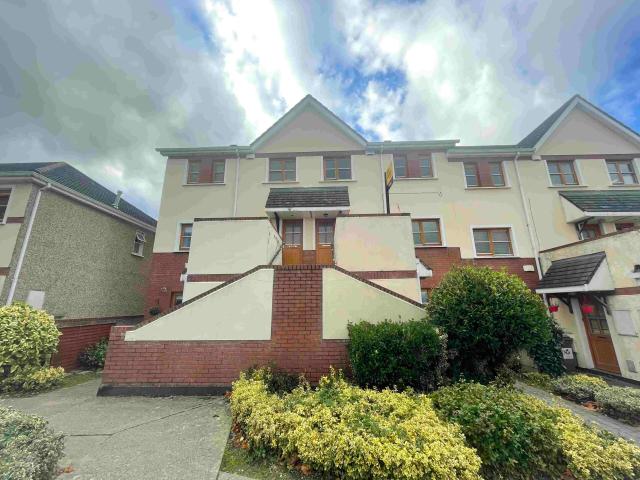 Apartment to rent in Kiltipper, Tallaght