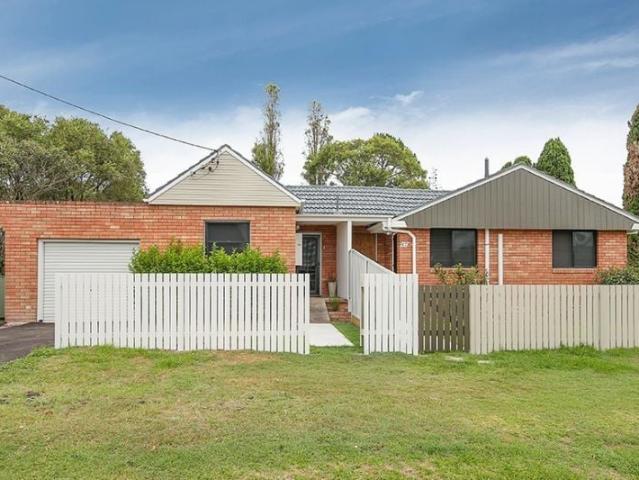 Apartment for rent in Warners Bay, Newcastle-Maitland