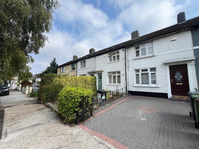 Apartment to rent in Bluebell, North Tipperary