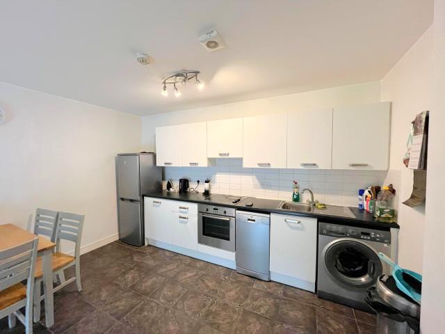 Apartment to rent in Bluebell, North Tipperary