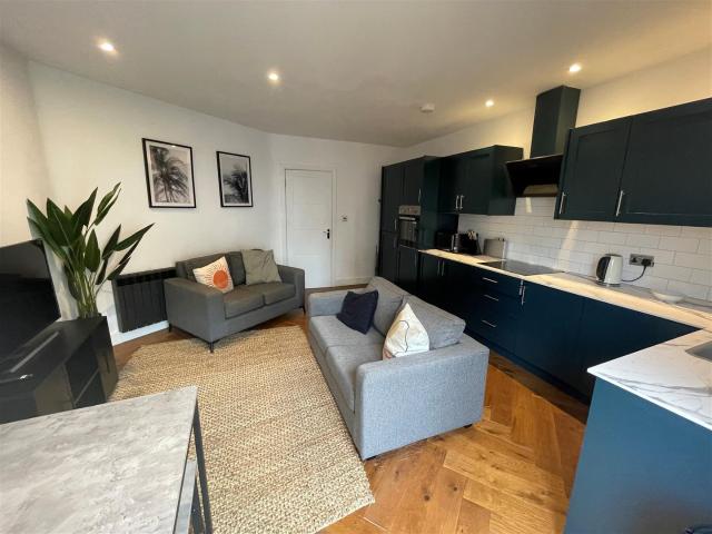 Apartment for rent in Hanover & Queen's Park, Brighton