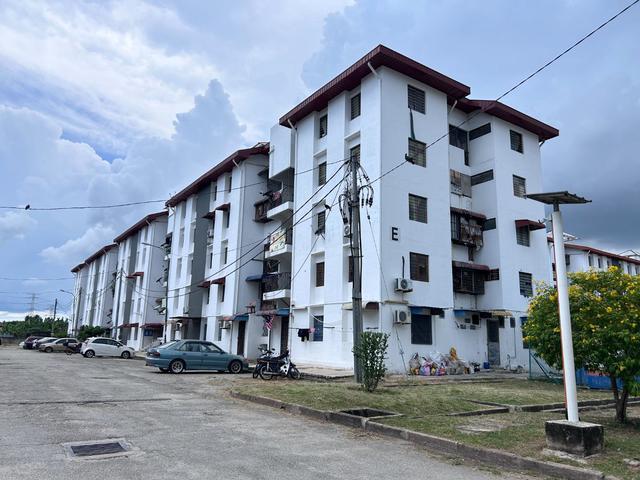 Flat for sale in Wellesley, Penang