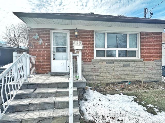 House for rent in Woburn, Ontario