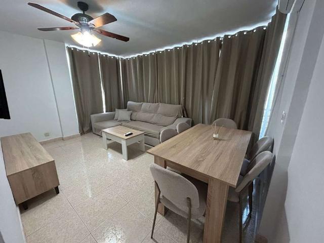 Apartamento en alquiler en Castillo Bajo-Conejito, La Axarquía