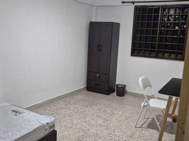 Room for rent in Thomson
