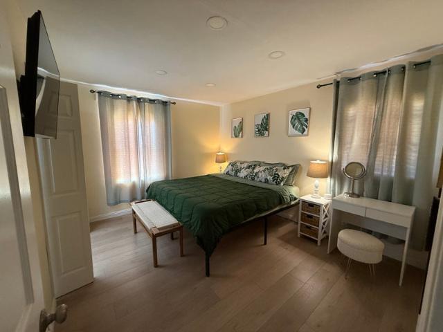 Room for rent in Long Beach, California