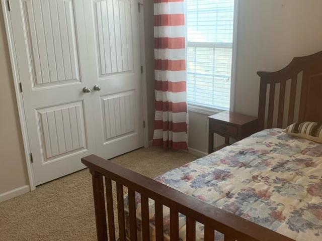 Room for rent in Auburn, Alabama