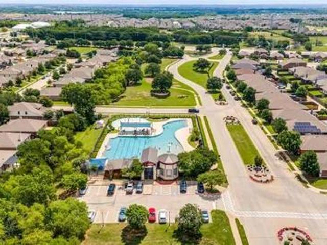 Room for rent in Dallas, Denton County